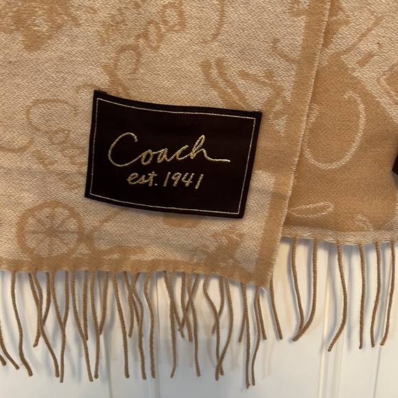Coach scarf - Picture 3 of 4